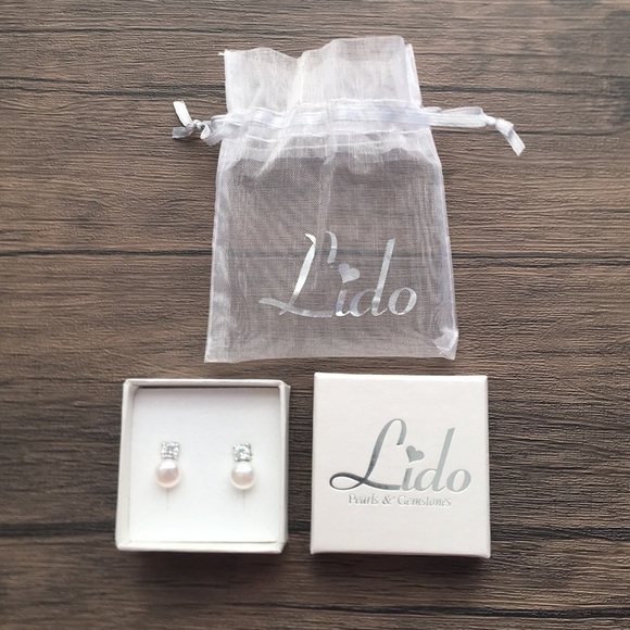 New in Box! Lido Lovely Soft Pearl & CZ Earrings! - Picture 5 of 6